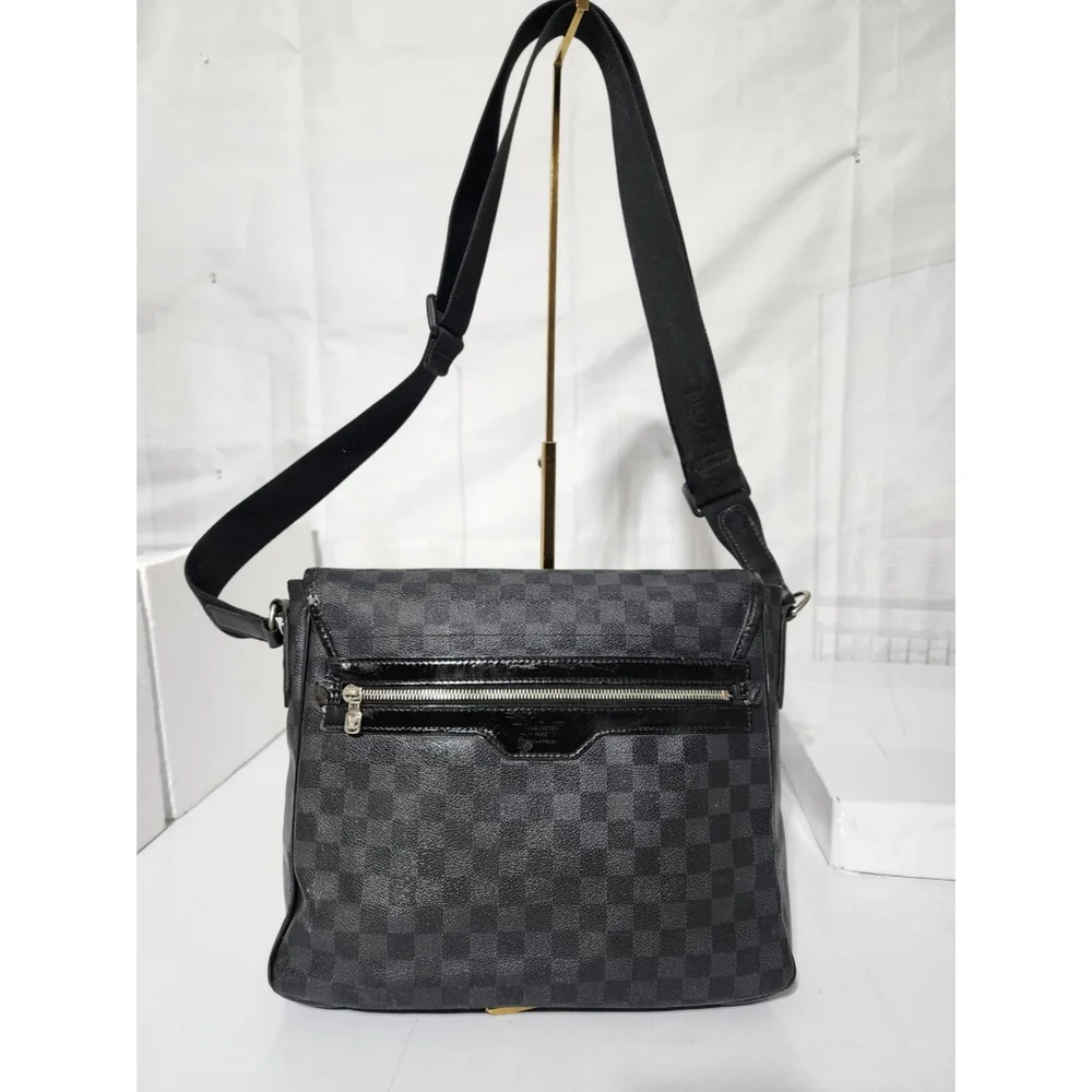 Louis Vuitton Damier Graphite Renzo Messenger Bag Grey/Black